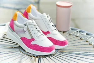 DB Shoes Bat Trainer