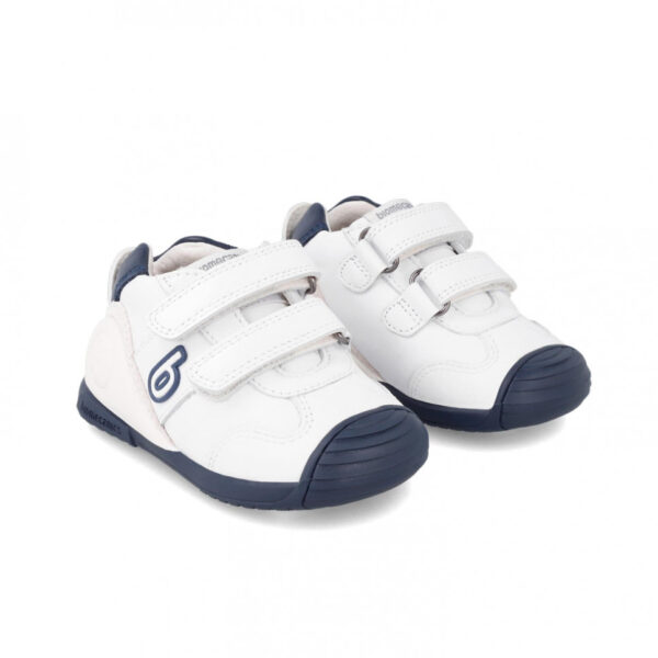 Biomechanics Boys Trainer