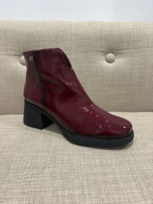 Jose Saenz Patent Boot